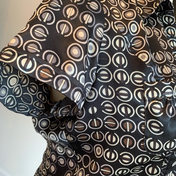 BCBGMaxAzria botton front short sleeve PJ pajama top - Picture 4 of 8